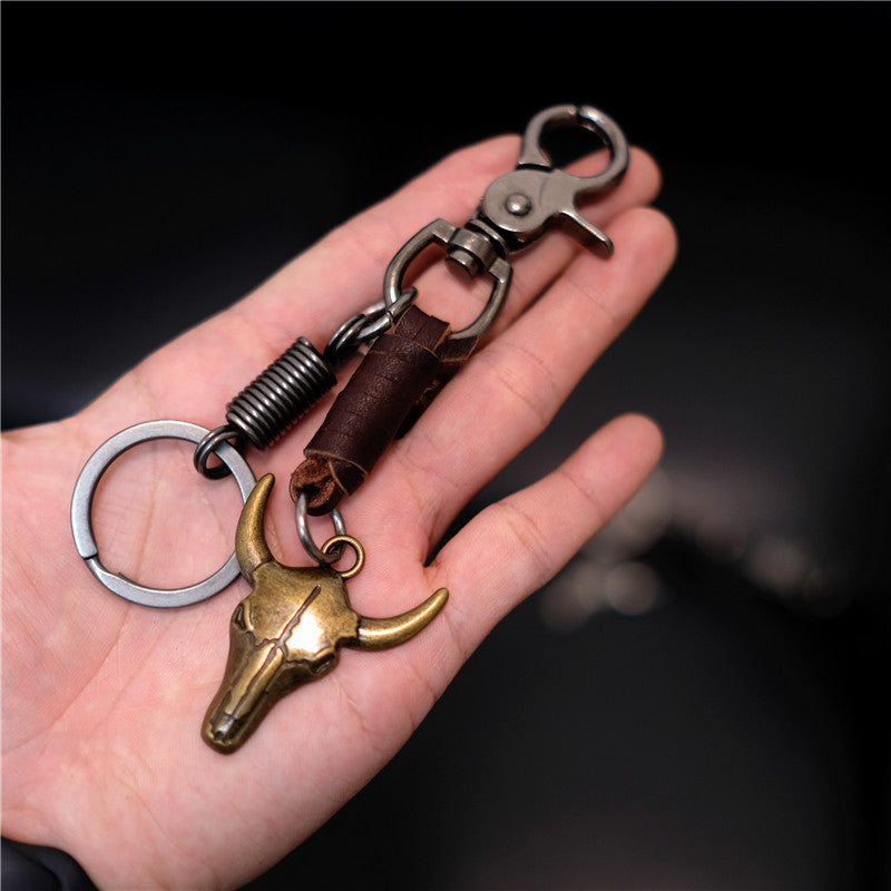 Wholesale Retro Handmade Cowhide Cow Head Keychain